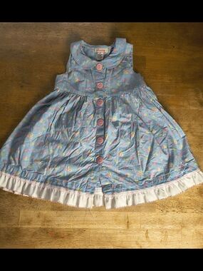 Vintage light blue button up collared sleeveless dress with floral pattern
